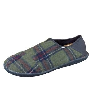 TOMS Rodeo Mens 11 Military Olive Green Felt Slipper Cozy Casual Plaid Indoor